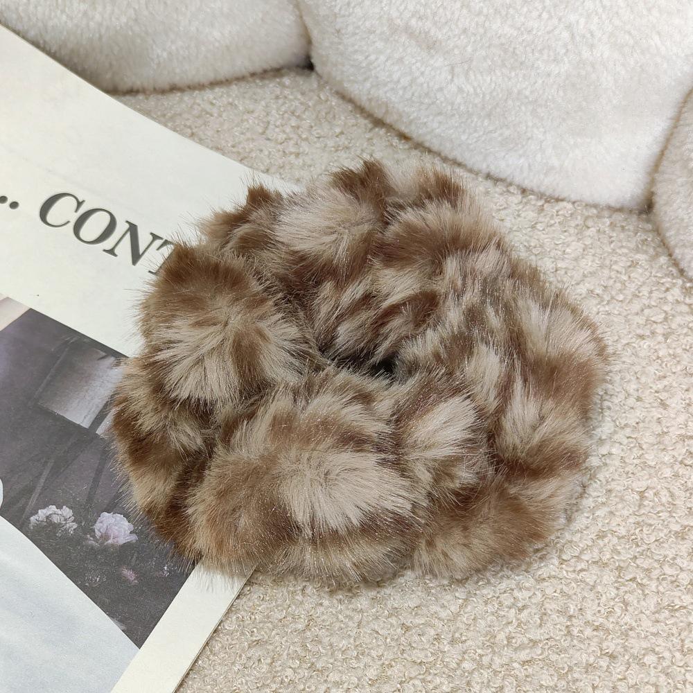 

Красочная бархатная плюшевая резинка для волос - Эластичная осенне-зимняя резинка для волос и модный аксессуар коричневый