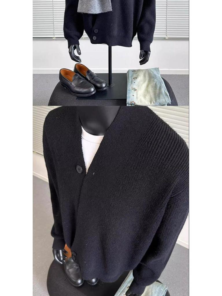 2025 Autumn/Winter Retro Casual V-Neck Men's Cardigan Sweater - Solid Color Knit Outerwear