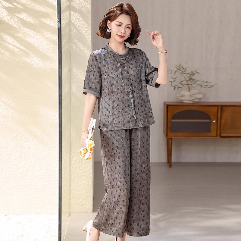 

Summer Polka Dot Comfortable Two-Piece Set for Middle-Aged and Elderly Women 4XL (Approx. 131-142 lbs)