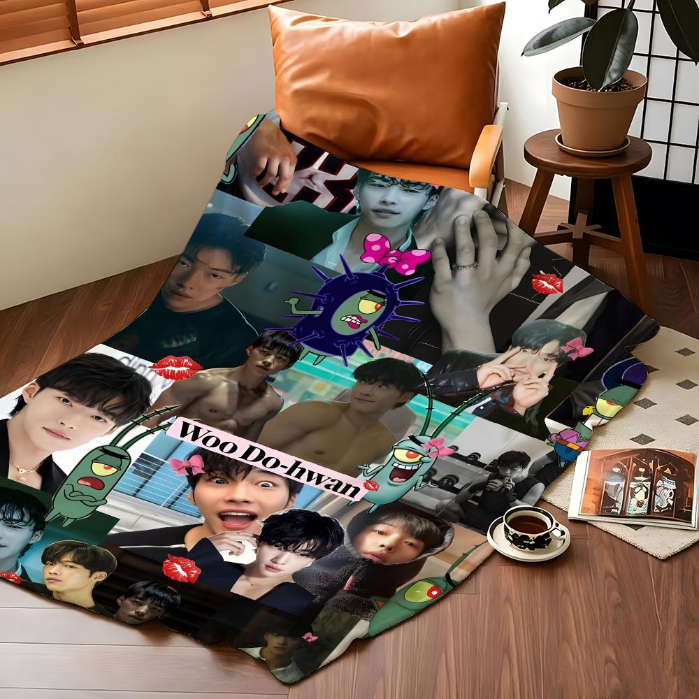 Celebrity W-Woo D-Dohwan Throw Flannel Blanket Suitable for Sofas Beds Offices Travel, Camping Chairs