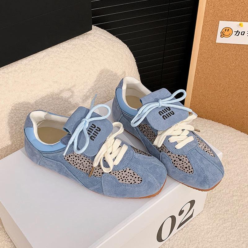 Rétro Semelle plate Rehaussement intérieur Motif léopard Chaussures d'entraînement allemandes Chaussures de sport décontractées polyvalentes pour femmes Tendance