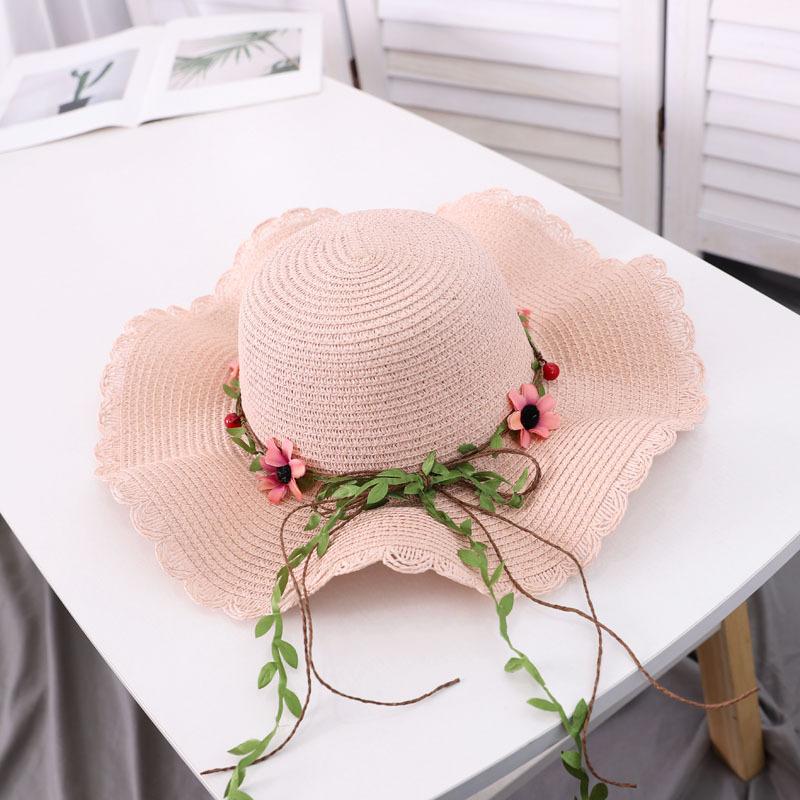 Dayan Flower Wreath Grass Hat Sun Protection and Sun Shading Hat Women Summer Travel Beach Cool Hat Wave Hat