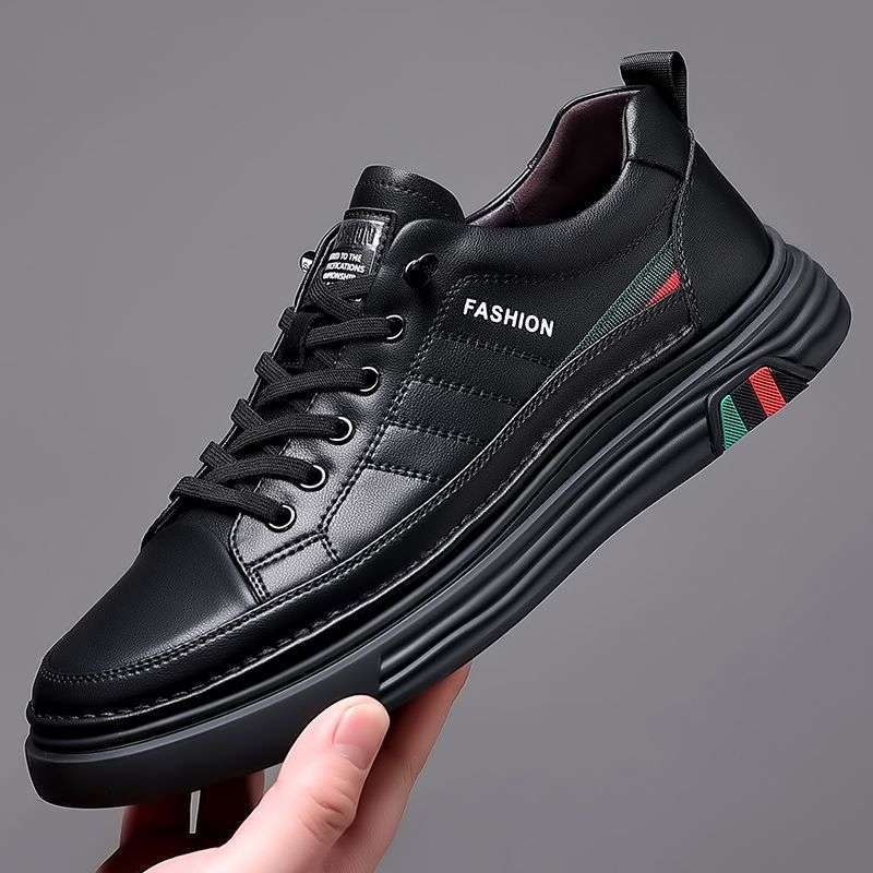 2025 Summer New Board Shoes Leather Work Shoes Korean Version Casual Little White Shoes Men's Versatile and Comfortable Student Board Shoes