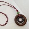 Kreativer Ethnisch Holz Doppelring Anhänger Geflochtene Lange Halskette für Damen Retro Temperament Halsband Kette Schmuck Zubehör Geschenk