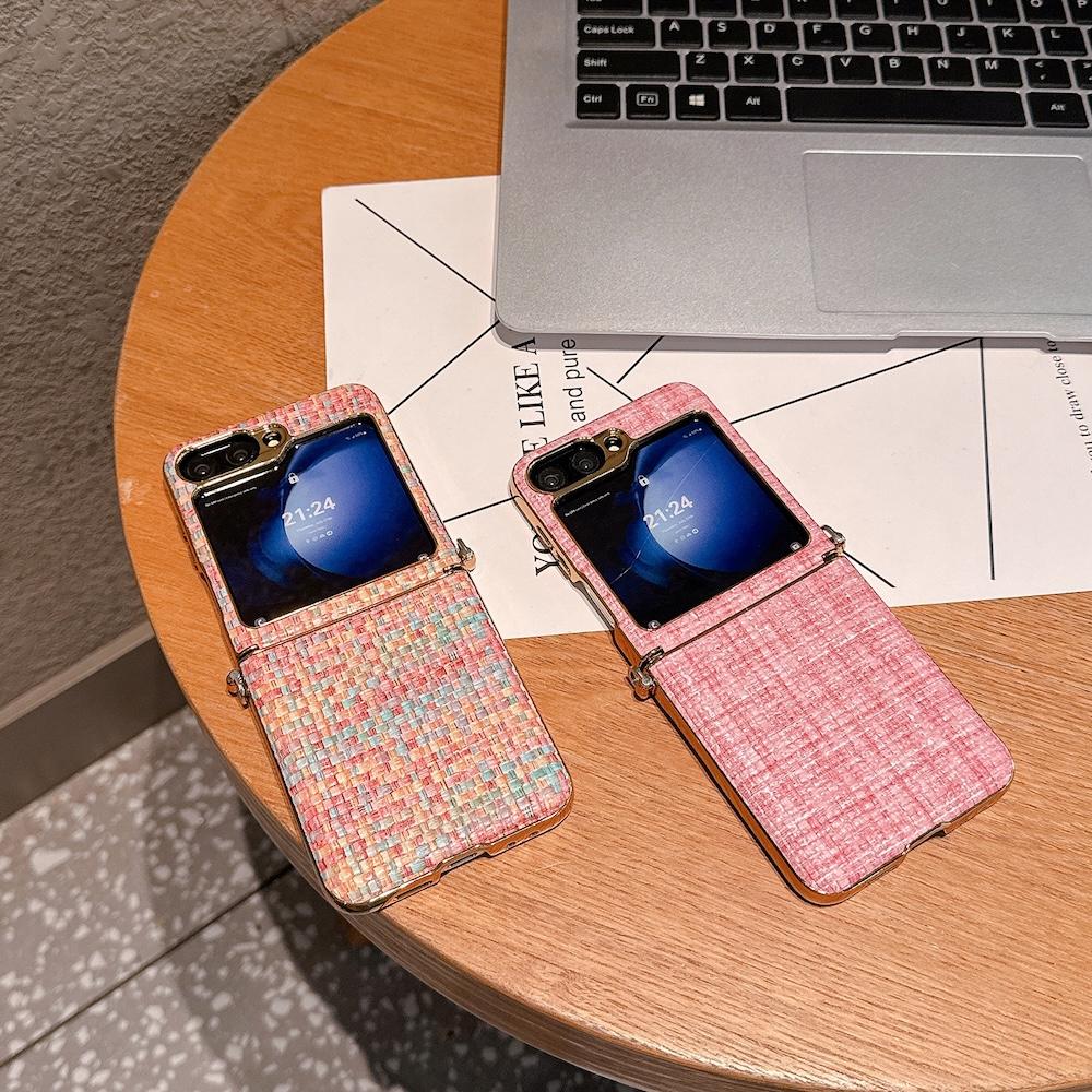 Luxury Designer Cc Stylish Knit Electroplate Shockproof Phone Case for Z Flip 3-7 Cotton Fabric