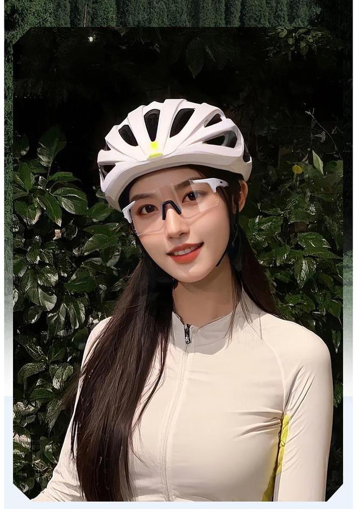 Photochromic Windproof Cycling Glasses for Men & Women - Ideal for Day/Night, Outdoor Sports, Mountaineering, Running, Driving
