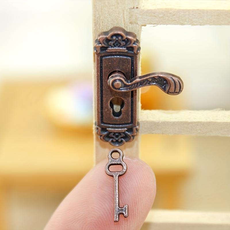 Retro Style 1/12 Scale Dollhouse Lock Key Set Miniature Door Handles Brass Knobs Mini Furniture Pull Doll House DIY Accessories