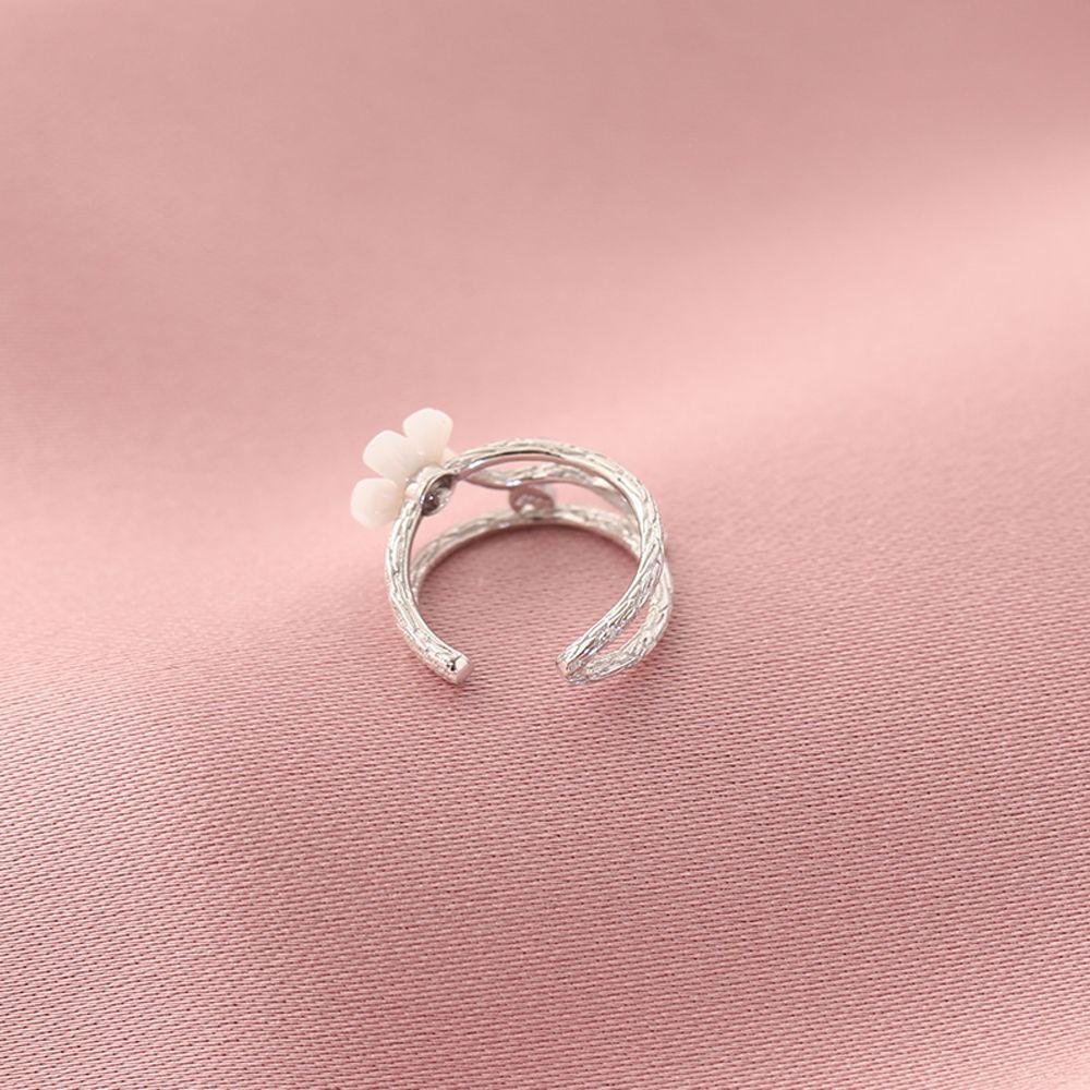 Gifts No Piercing Flower Ear Clips Korean Earrings for Women Cartilage Clip Earrings Ear Cuff