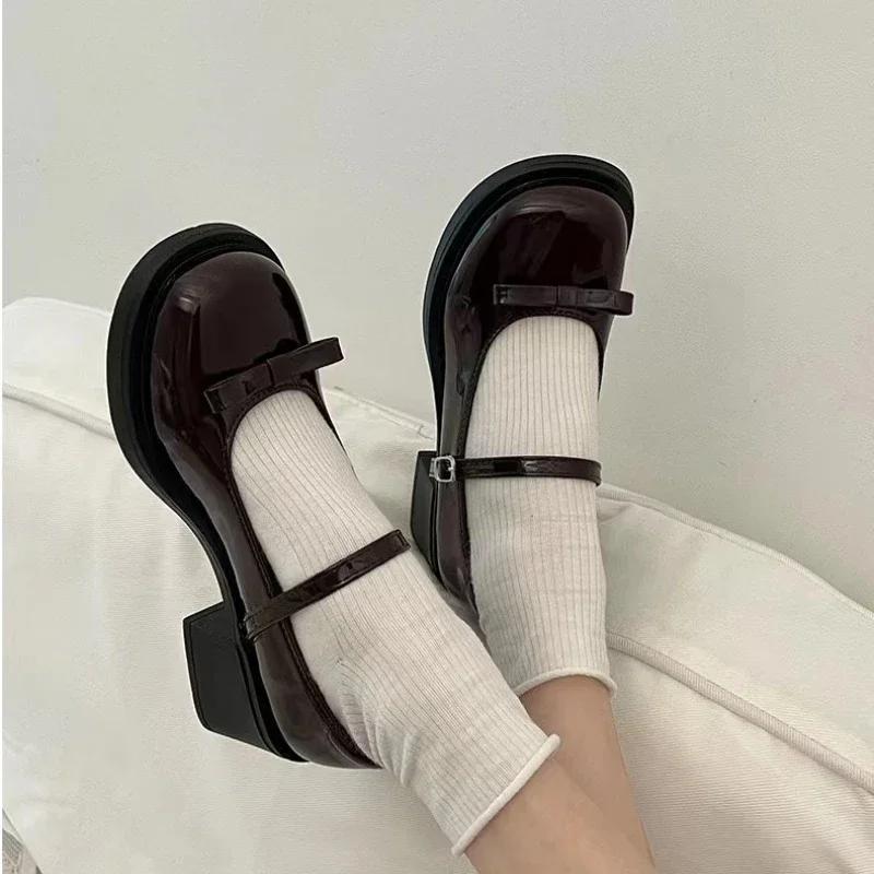 Round Toe Mid Heel Women Shoes 2024 Spring New Black Patent Leather Mary Jane Shoes Japanese Lolita Women's Pumps Zapatos Mujer