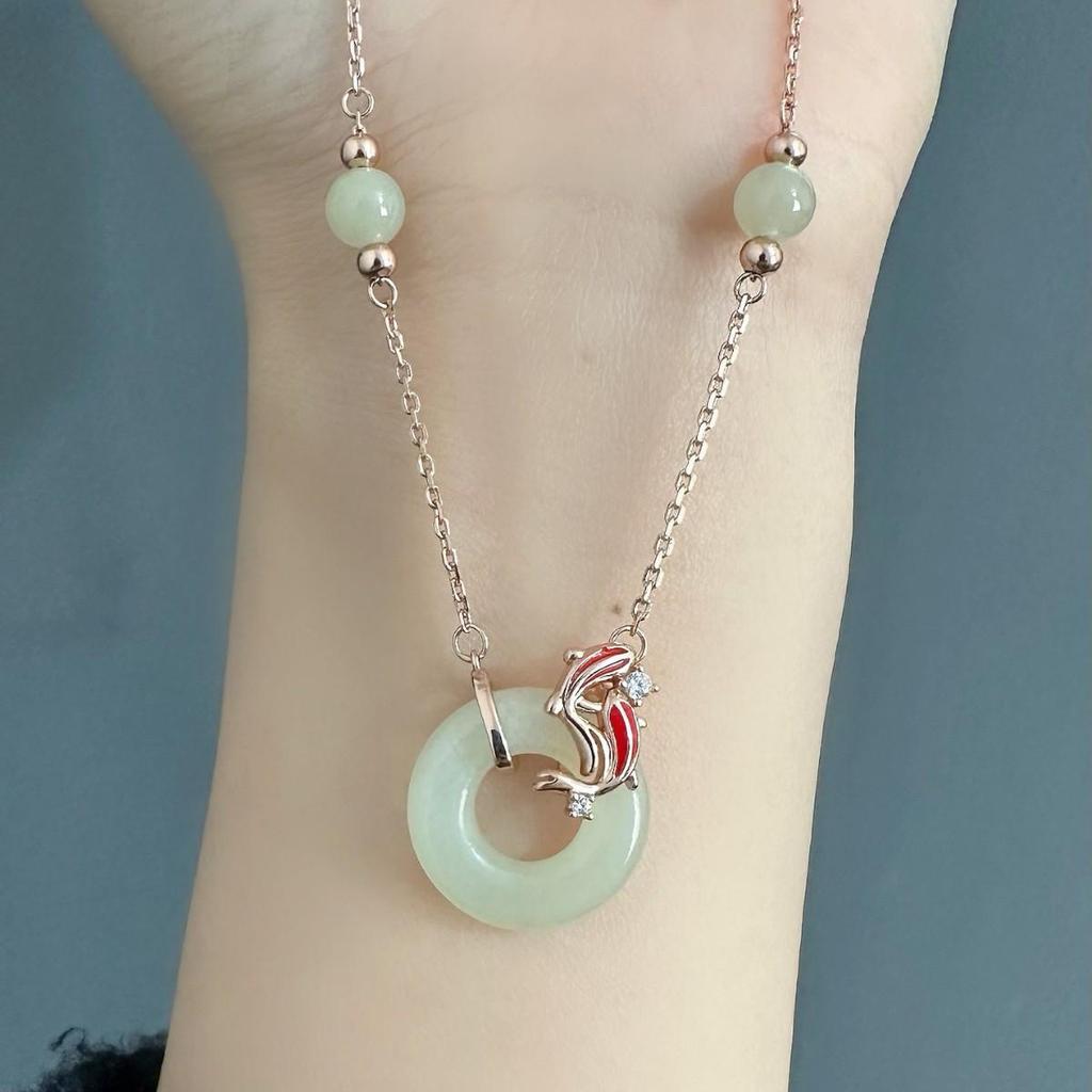 Exquisite Jade Koi Necklace: Retro Chinese Style Silver-Plated Inlaid Jade Clavicle Chain