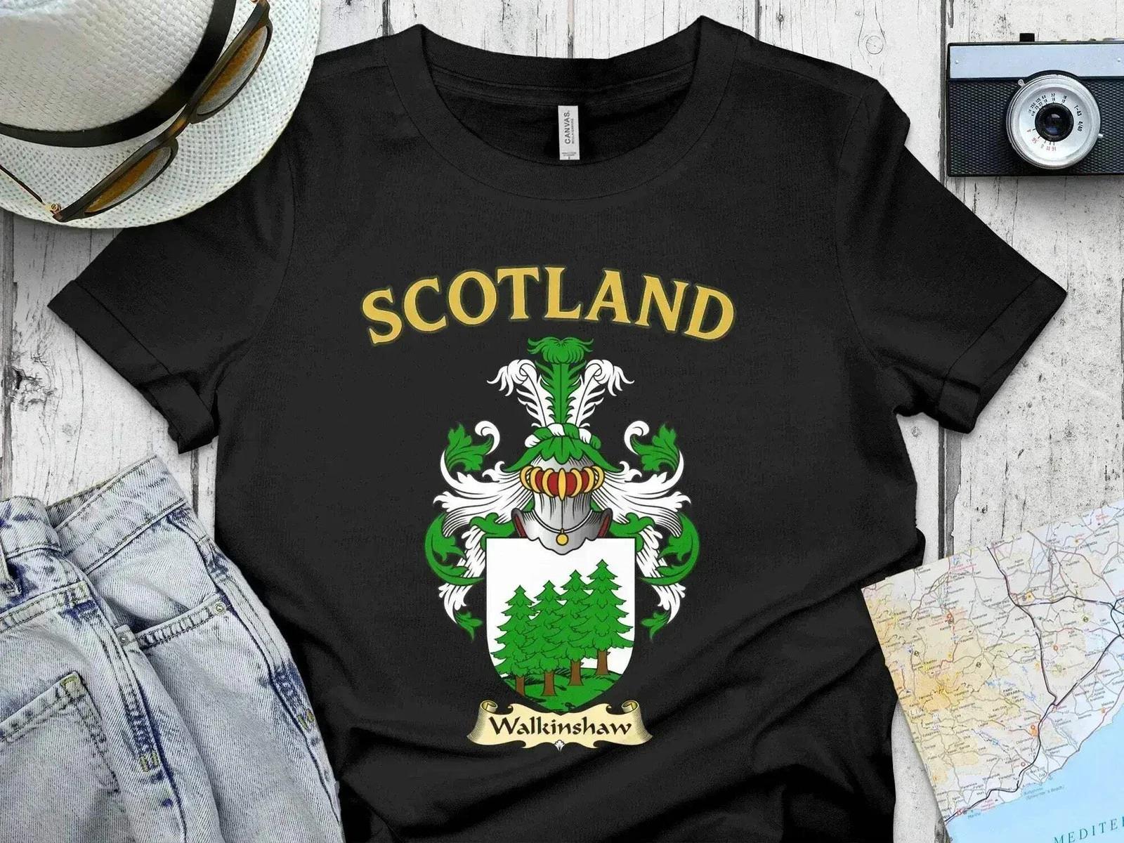Walkinshaw Scotland Crest With Family Trees Scotland T-Shirt L