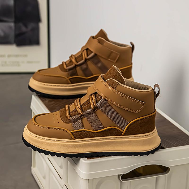 The New Men's Thick-soled High-top Casual Sports Shoes for Spring and Autumn Are Lightweight and Have Soft Soles