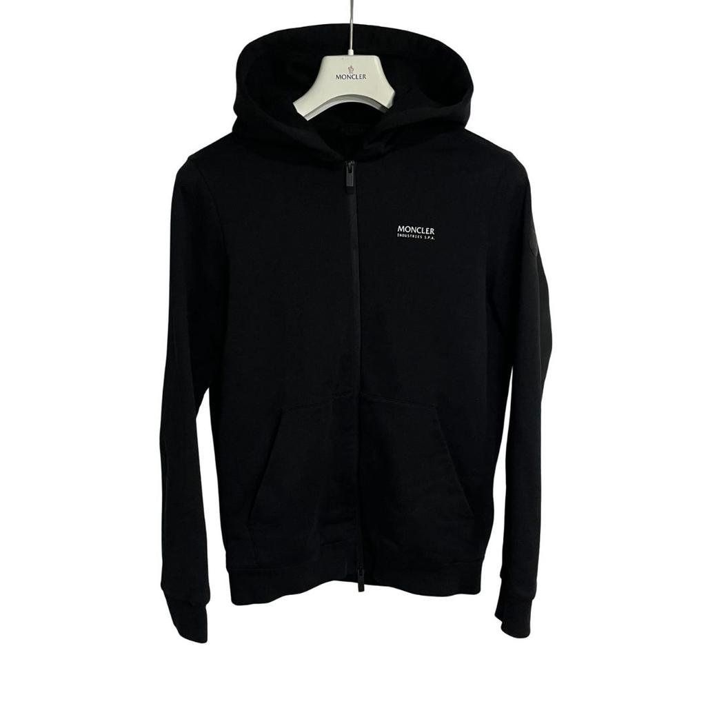 Used MONCLER J20918G00010809KRParker mens