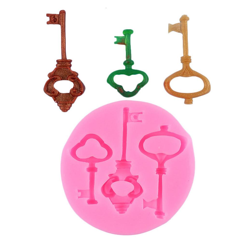 Vintage Resin Keychain Pendant Mold In Unique Key Design For Personalized Bag Decoration Crafting And DIY Projects