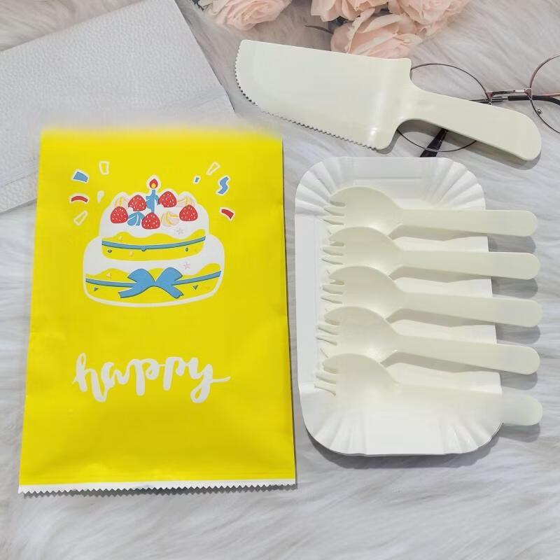 Lantuan Disposable Corn Starch Birthday Cake Tableware Set