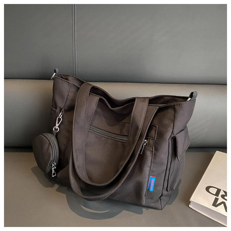 Новая женская сумка-тоут 2025