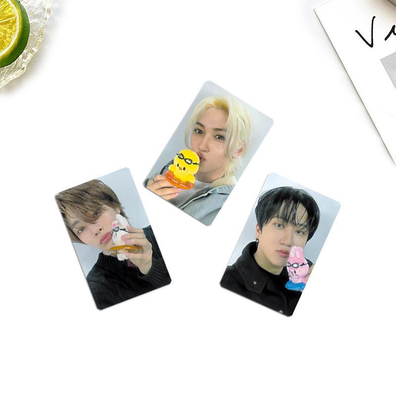 8Pcs Stray Kids Lomo Card Skzoo Doit Small Card Postcard Felix Bangchan Peripheral Collection Card Set