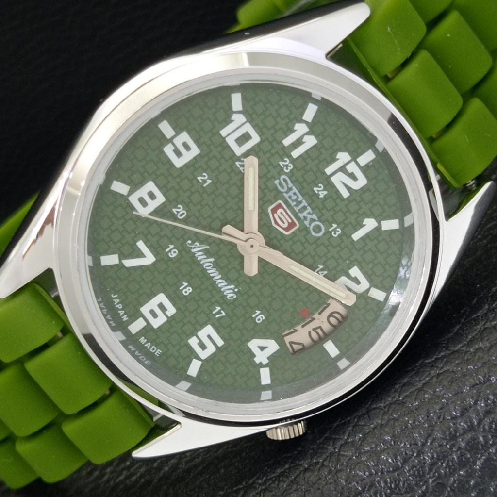 

ВОССТАНОВЛЕННЫЕ ВИНТАЖНЫЕ МУЖСКИЕ ЧАСЫ SEIKO 5 AUTOMATIC JAPAN С ЗЕЛЕНЫМ ЦИФЕРБЛАТОМ a434672-2 R121-a434672