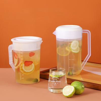 Unbreakable Plastic Water Pitcher with Lid BPA-Free Ice Tea Kettle Iced Tea Pitcher