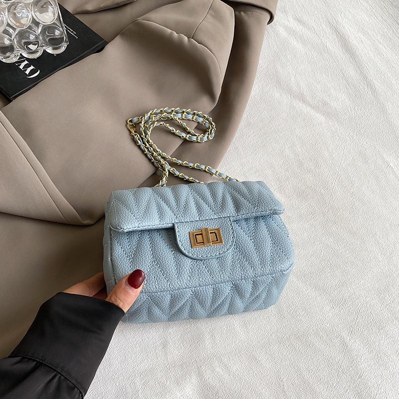 Stylish Summer Fashion Shoulder Bag For Women With Trendy Chain Strap In Black White Pink And Blue Colors