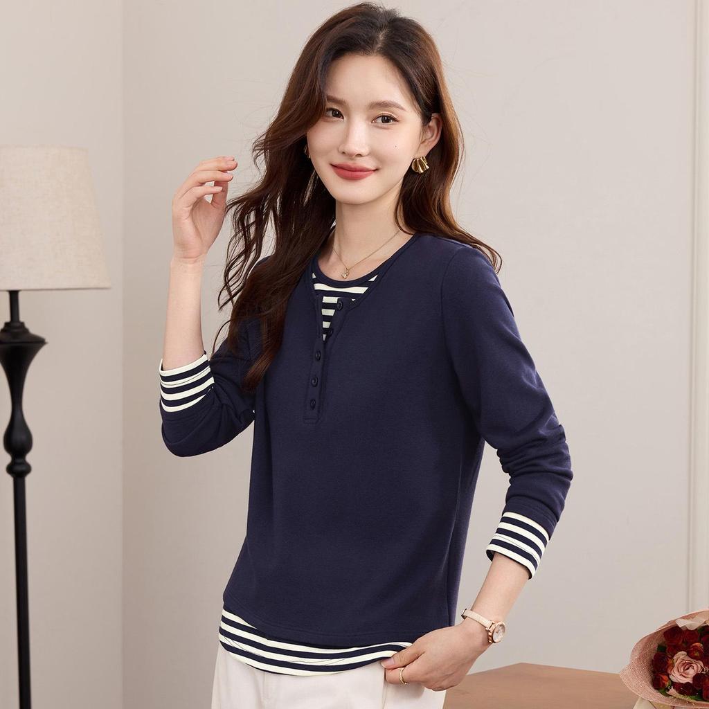 Women's Plus Velvet Long-Sleeve T-Shirt with Inner Layer - Stylish Two-Piece Design for Autumn/Winter 2025