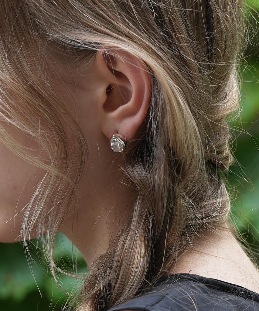 Reindeer Murmur Earring 05