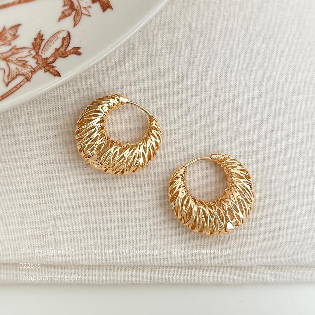 Модные серьги-кольца геометрической формы, стиль легкой роскоши, полые, темпераментные, взрывные, для ежедневной носки, новые, оптом