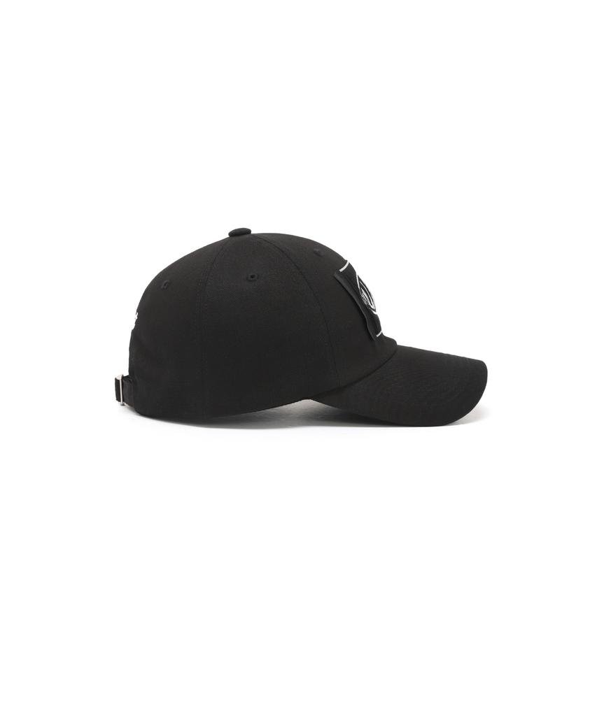 Illedis Big Logo Label Ball Cap