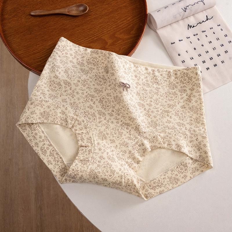 Ladies Spring and Autumn Flower Pack Hip Antibacterial Extended Flat Angle Underwear