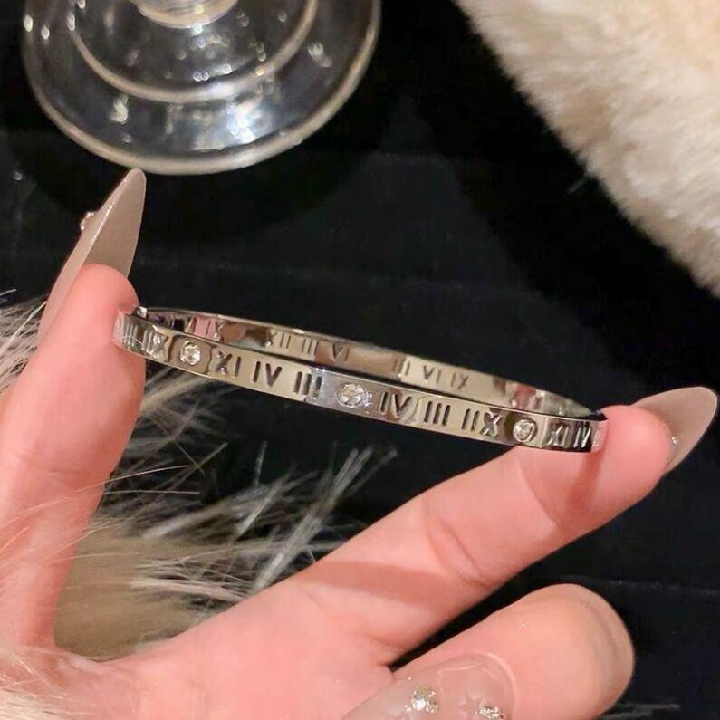 Light Luxury High-End Full Diamond Bracelet Women'S Silver Titanium Steel Bracelet Bracelet Couple Hand Jewelry