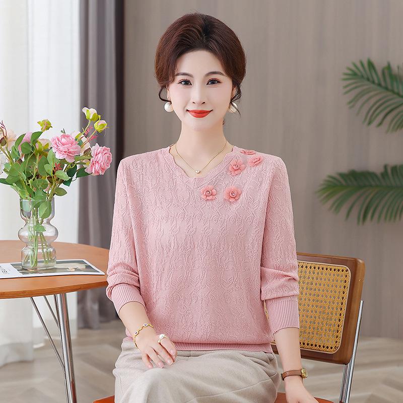 Mom's Versatile Long-Sleeve Knitted Sweater for Middle-Aged and Elderly Women - Elegant Pullover for Spring and Autumn.