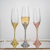 Flûtes à Champagne de Mariage Verres à Toast Argentés Base Métallique Motif Filigrane Complexe Cristal Éclatant Cadeau de Mariage Vendu par 1-2 Pièces