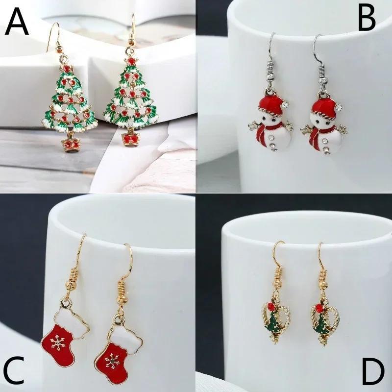Christmas Style Creative Gift Snowman Enamel Snowflake Socks Pendant Necklace Girls New Year Jewelry Accessories Gift