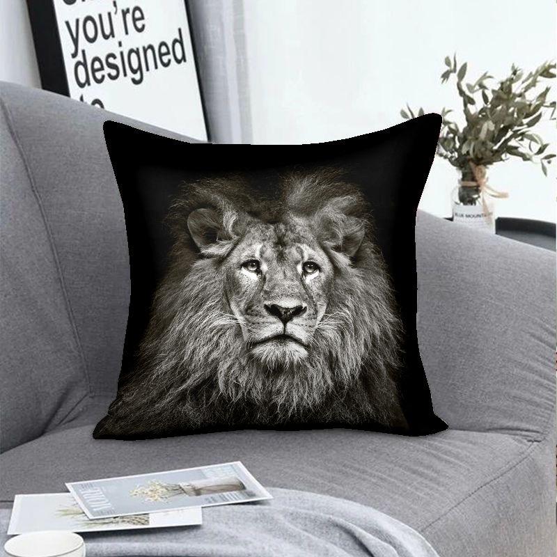 Black and White Personality Lion Pillowcase In The Wind Student Room Decorative Pillow Sofa Cushion Cover Boys Pillow Cover