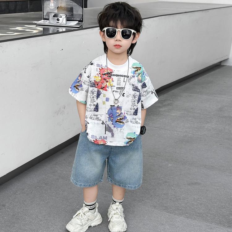 2026 Boys' Korean Style Summer Set: Colorful Dinosaur Print Tee & Denim Shorts