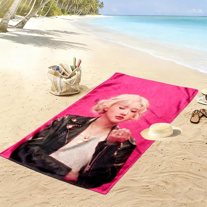 Rose Print Beach Towel, Large Soft Quick Dry Towel for Beach Camping Swimming