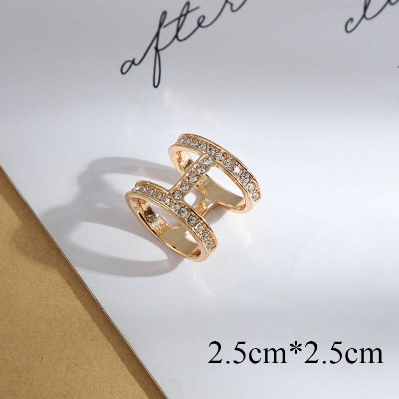 Fashion Pearl Rhinestone Brooches for Women Square Scarf Buckle Geometry Cross Brooch Pin Metal Ring Clothing Accessories