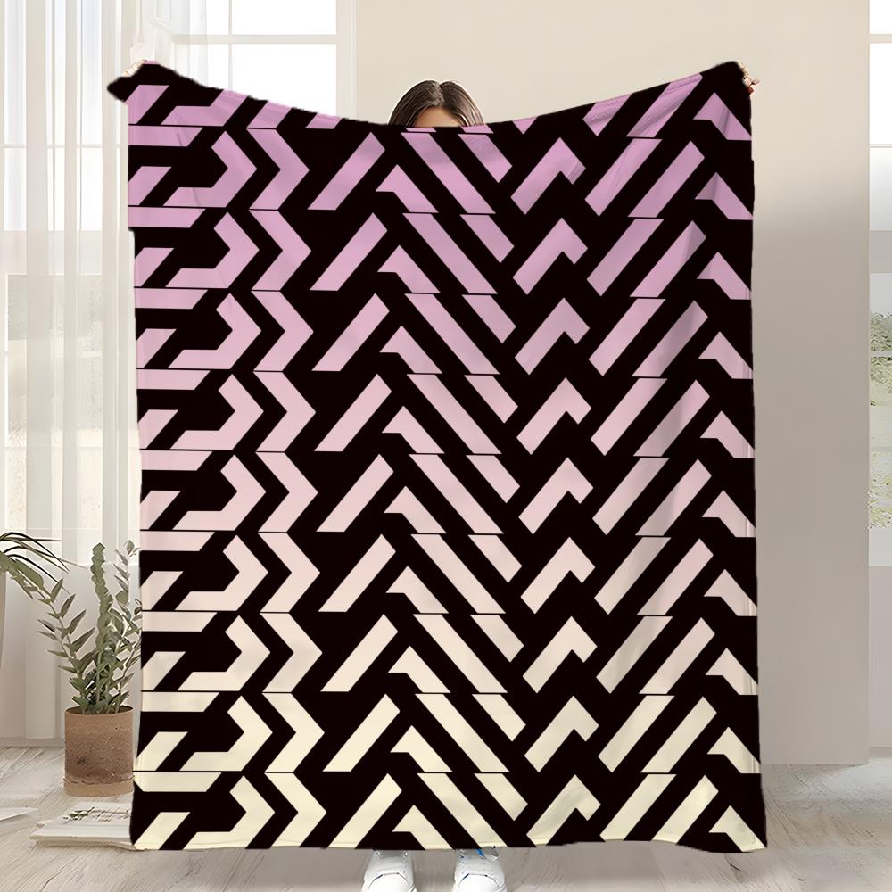 

Streetwear Brand D-DAIWA PIER39 Throw Kid-Friendly Flannel Throw Blanket Soft Warm Anti-Static Washable All Season 75x90cm