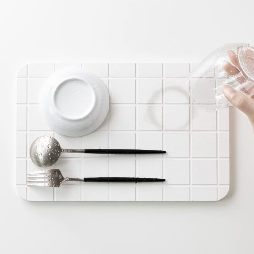 &NE Lava Stone Dry Board, Lattice LavaStone, White, 29.2cm Wide x 19.2cm Deep x 1cm Thick, Absorbent Mat for Washing Dishes, Small, Hard, Non-Asbestos