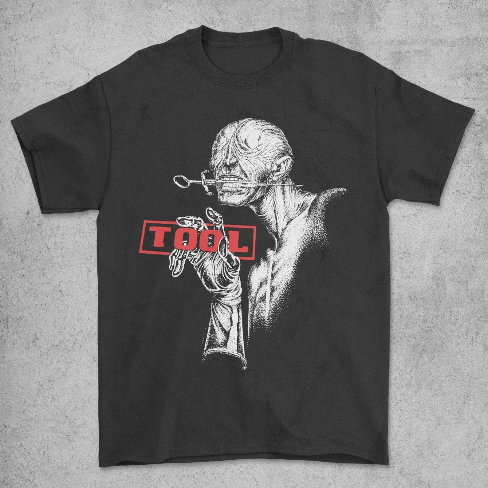 Tool Band Tshirt, Tool Rare Design Black Short Sleeve Unisex Tshirt M