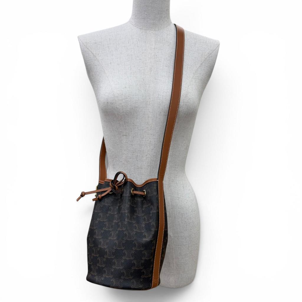 Excellent CELINE Triomphe Small Drawstring Shoulder Bag Triomphe Canvas 19114 Used
