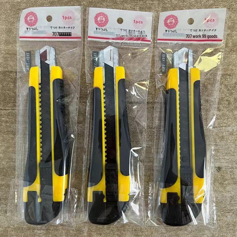 100 Large Utility Knives: Versatile Craft & Paper Cutters, Wallpaper & Express Knives