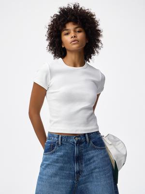 Geripptes Rundhals-T-Shirt Q