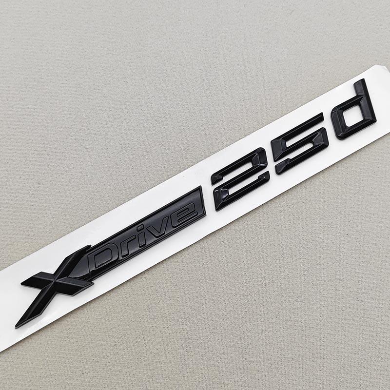 3D ABS Autoaufkleber Logo X1 X2 XDrive20d Heckklappen-Emblem Kotflügel Seiten-Emblem Für BMW Xdrive X1 X2 X3 320d 320i E84 F48 F39 U10 uq2