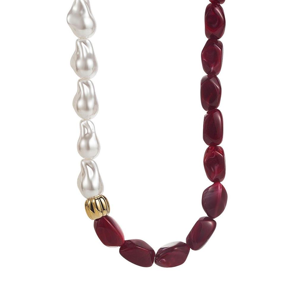 Retro Color Block Beaded Geometric Necklace with Pearl Resin Clavicle Chain