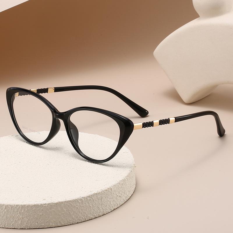 Women's Ultra-Light Cat-Eye Fashion Glasses - Elegant, Comfortable, and Stylish Eye Protection.