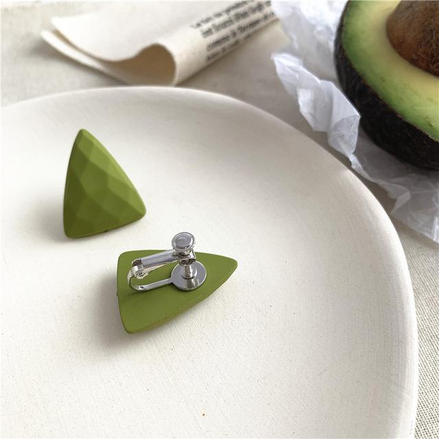 

Корейские круглые зеленые серьги из смоляного камня, ретро-серьги с зеленым акриловым цветком, геометрические квадратные серьги-клипсы без пирсинга