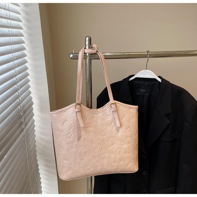 Large capacity versatile shoulder bag 2025 new work sense casual armpit bag fashion tote bag women