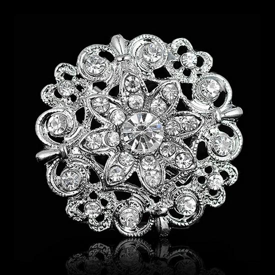 Stylish Small Rhinestone Alloy Flower Brooch