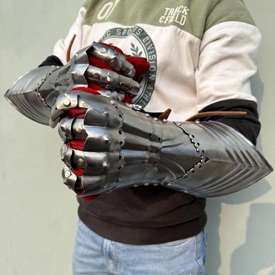 Medieval Armor Gauntlet Gloves Knight Armor Costume Gauntlets